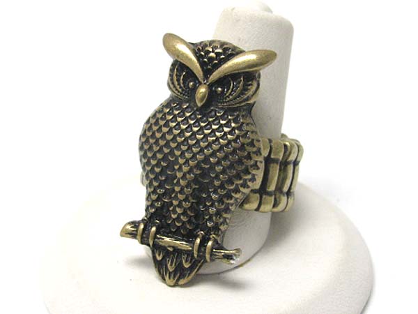 Burnish texture metal owl stretch ring