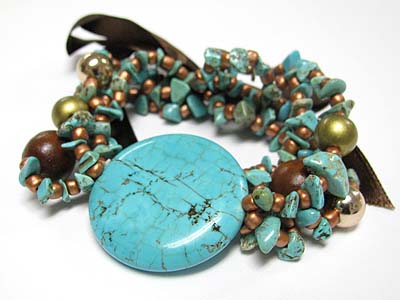 Round turquoise and mixed chip stone stretch bracelet