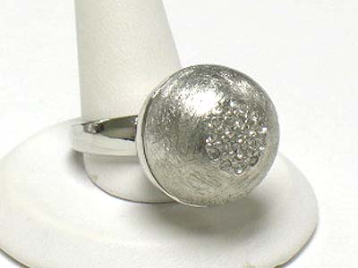 Crystal scratch metal puffy ball ring - brass metal