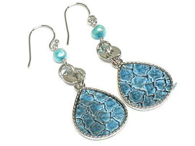 Snake skin print on tear drop flat metal dangling earring