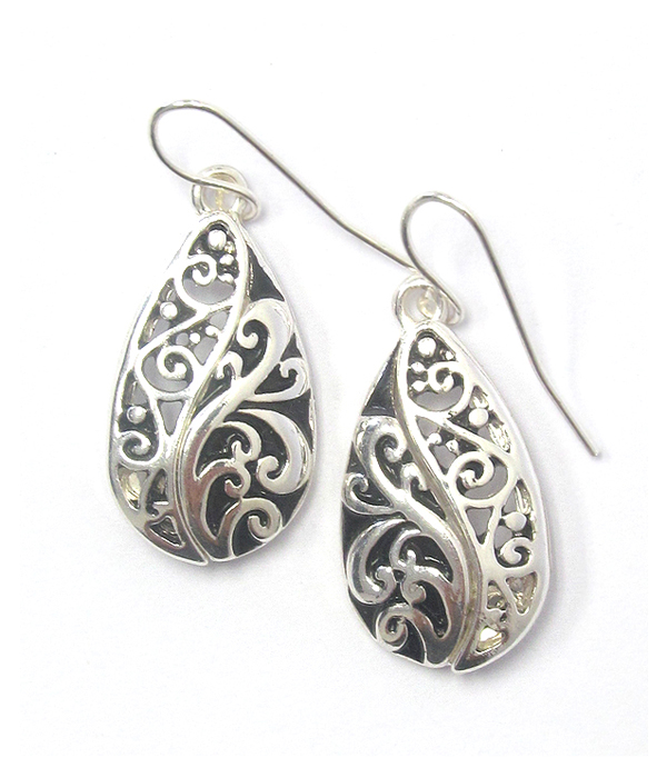 Metal filigree teardrop earring