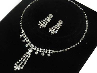 Rhinestone y drop necklace and earring set