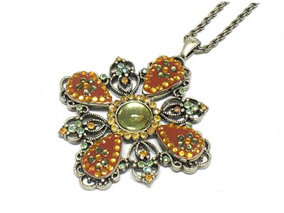 Crystal deco antique style pendant necklace