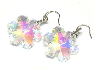 Facet cut glass flower shape earring