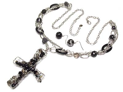 Twisted wire and glass beads deco cross pendant necklace and earring set