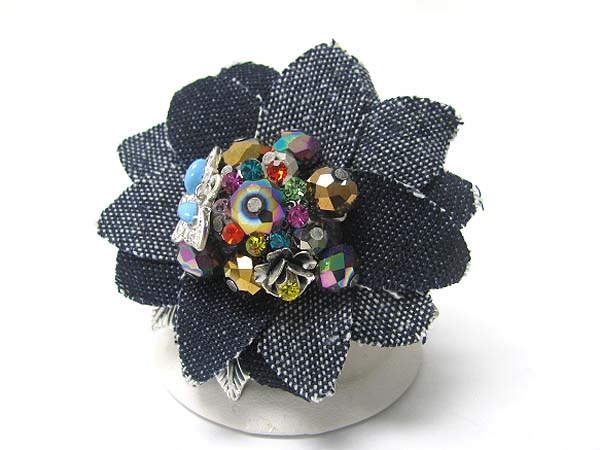 Natural chip stone and metal craft work on denim flower stretch ring