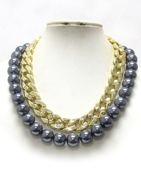 Chunky pearl ball and thick metal chain combo necklace