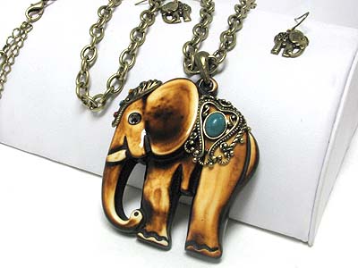 Stone deco formica elephant pendant long necklace earring set