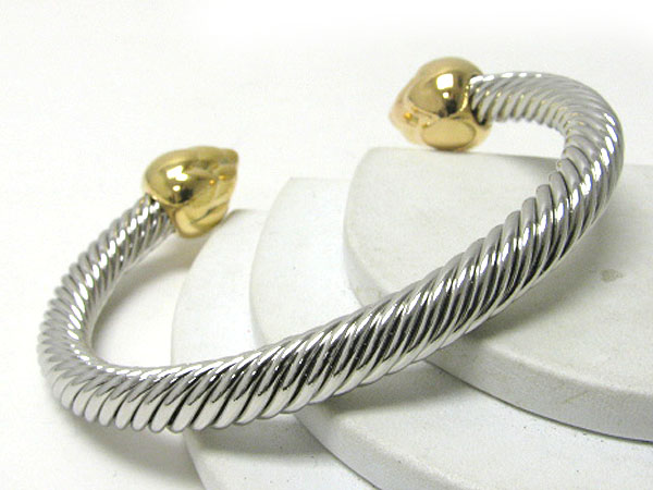 Pointy edge metal cable cuff bangle