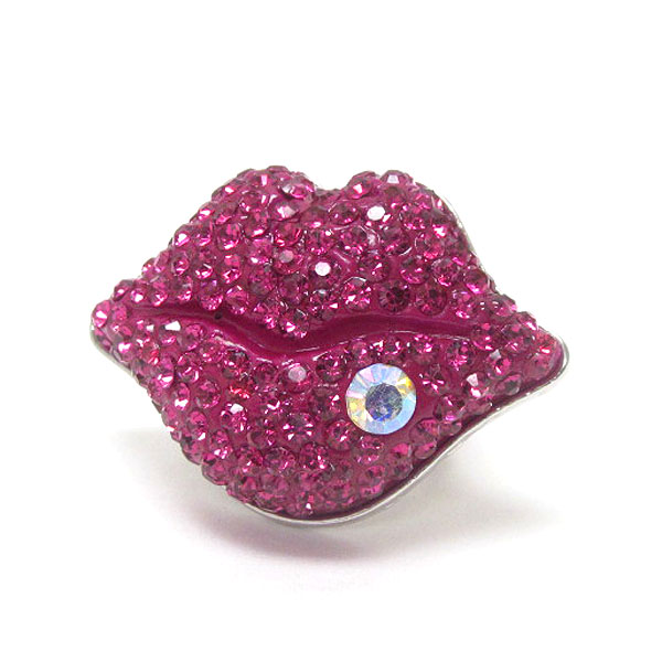 Crystal stud valentine lips stretch ring