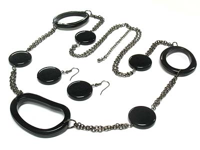 Acrylic disk and hoop link long necklace and earring set - hoops