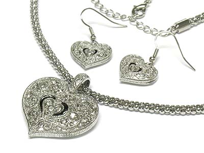 Crystal deco  metal filigree heart pendant necklace and earring set