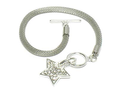 Crystal star and mesh chain toggle bracelet