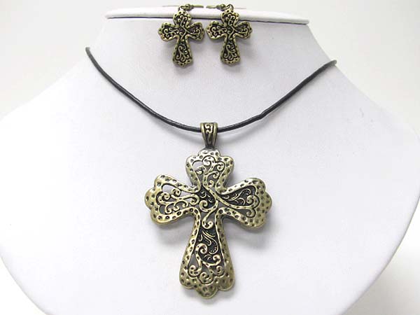 Burnish textured metal cross pendant necklace earring set