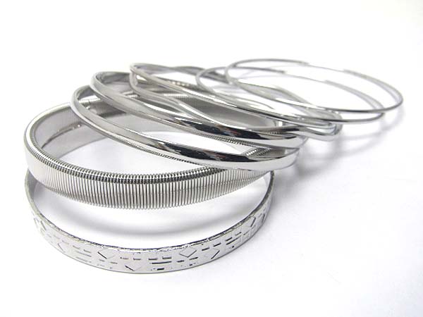 Multi row metal bangle set