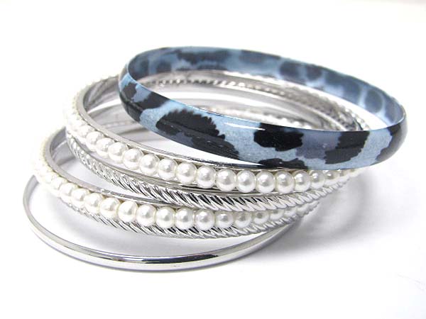 Pearl ball and animal print mix multi row metal bangle set