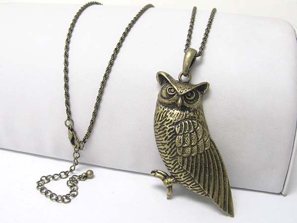 Burnish metal owl pendant long necklace