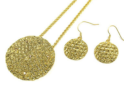 Woven texture metal disk necklace and earring set