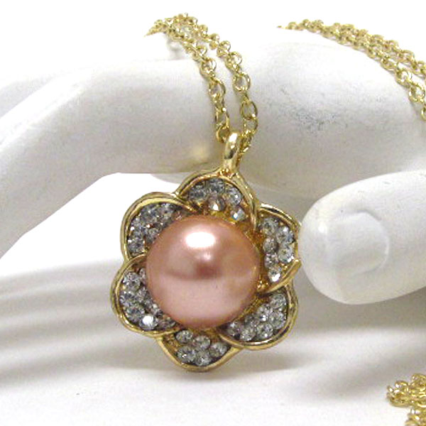 Crystal petal and center pearl flower pendant necklace