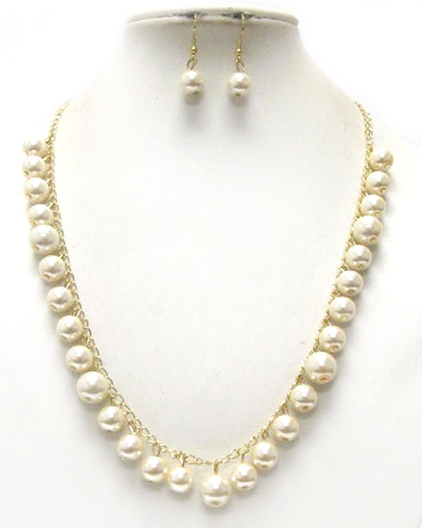 Metal chain and pearl dangle necklace earring set