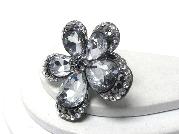 Crystal and facet glass deco flower stretch ring