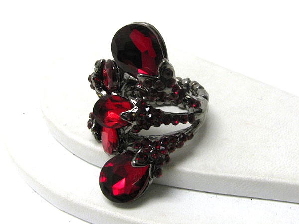 Multi crystal and facet glass deco party stretch ring