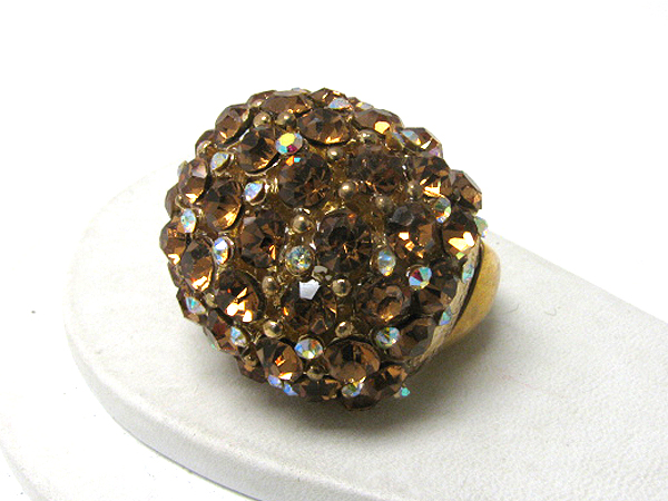 Multi crystal stud square dome stretch ring