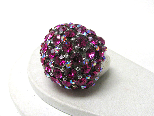 Multi crystal stud square dome stretch ring