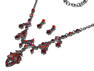 Austrian crystal noblesse necklace and earring set