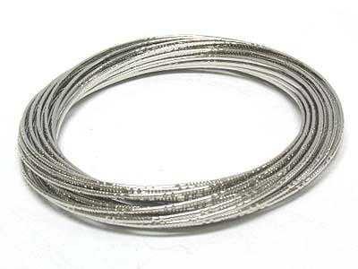 Multi thin metal bangle - 24 line