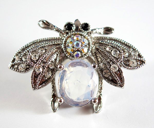 Crystal and acryl deco bee brooch