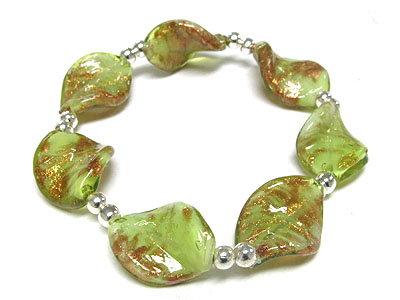 Twisted glass bead stretch bracelet