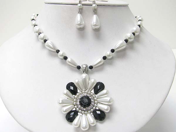 Crystal and facet acryl stone and pearl beads flower pendant necklace earring set