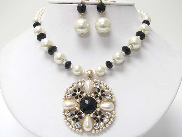 Crystal and facet acryl stone and pearl beads flower pendant necklace earring set