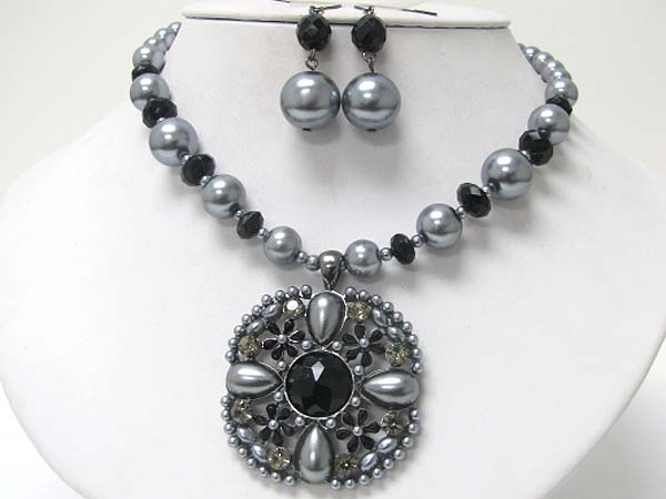 Crystal and facet acryl stone and pearl beads flower pendant necklace earring set