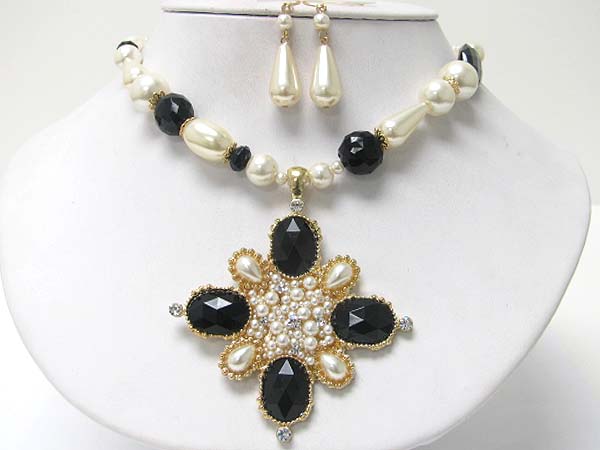 Crystal and facet acryl stone and pearl beads flower pendant necklace earring set