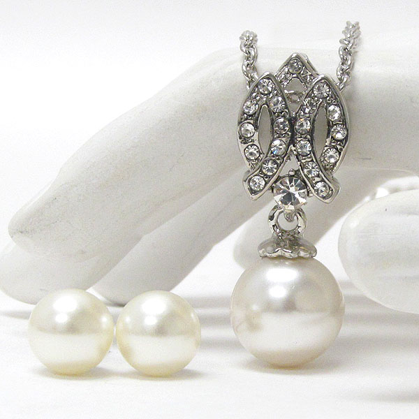 Crystal and pearl drop pendant necklace earring set