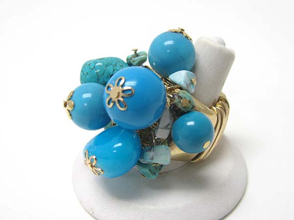 Natural stone acryl ball cluster stretch ring