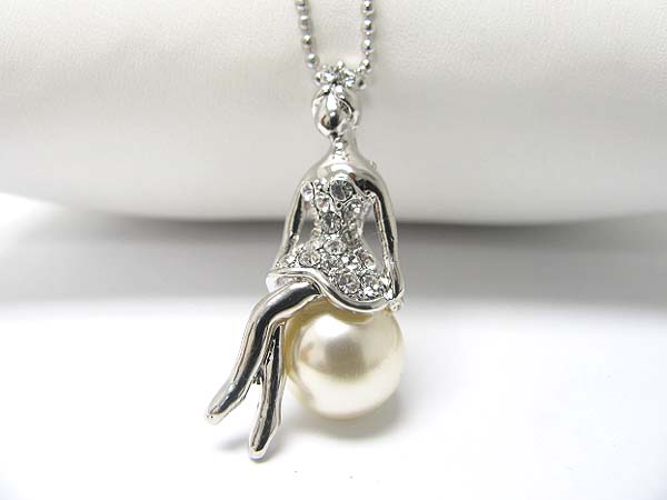 Made in korea whitegold plating crystal stud girl sittin on pearl pendant necklace