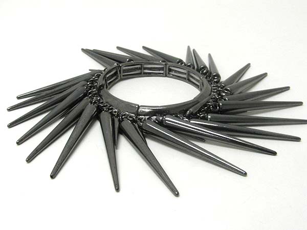 Multi metal spike dangle stretch bracelet