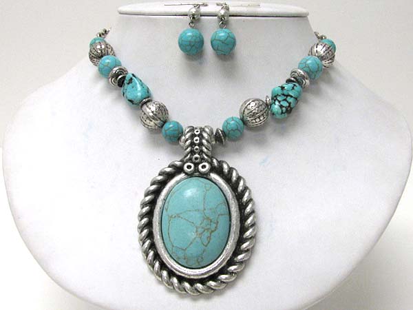 Oval turquoise stone medallion neckalce earring set