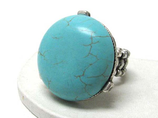 Large simple round natural stone stretch ring