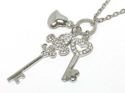 Crystal stone fleur de lis key pendant necklace 