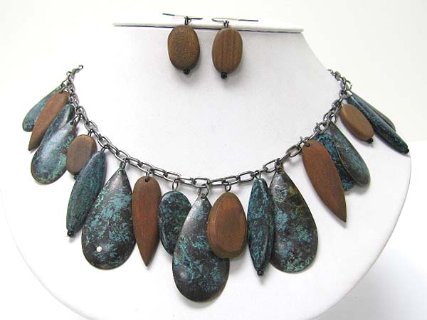 Multi patina disk and wood dangle neckalce earring set