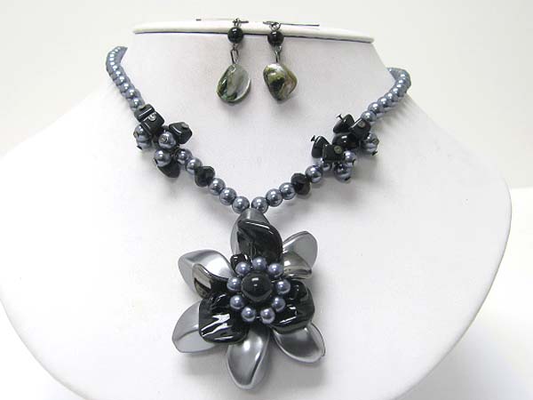 Pearl and sea shell disk flower pendant neckalce earring set