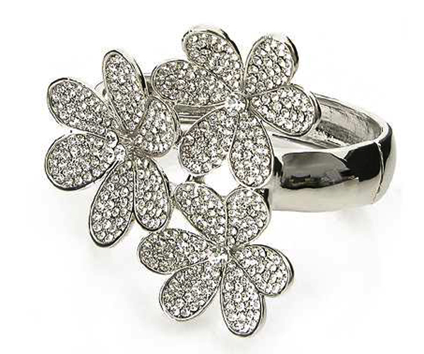 Paved crystal three flower hinge bangle