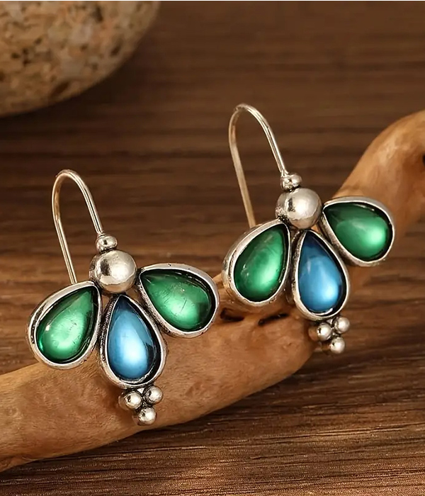 Retro water drop shape earring