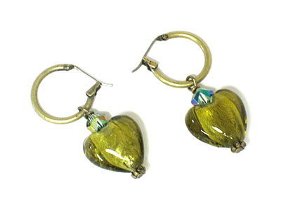 Dangling glass heart earring