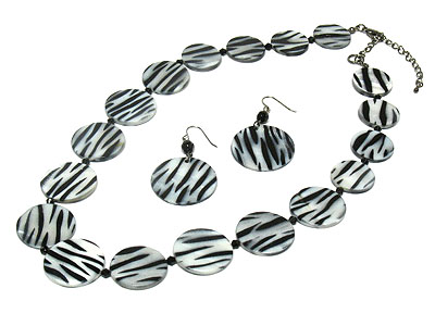 Animal print shell disk necklace set