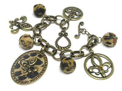 Animal pattern fleu de lis charm dangle bracelet